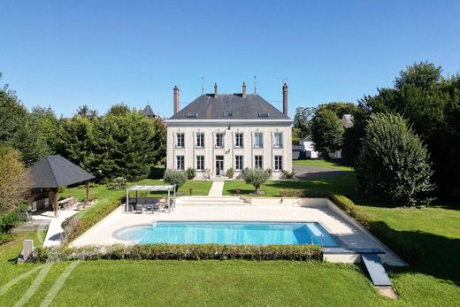 Casa de lujo en Magny-le-Hongre, Sena y Marne