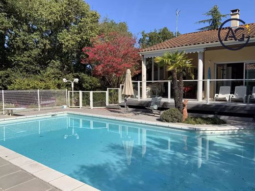 호화 저택 / Cornebarrieu, Upper Garonne