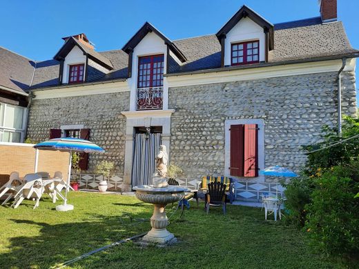 منزل ﻓﻲ Horgues, Hautes-Pyrénées