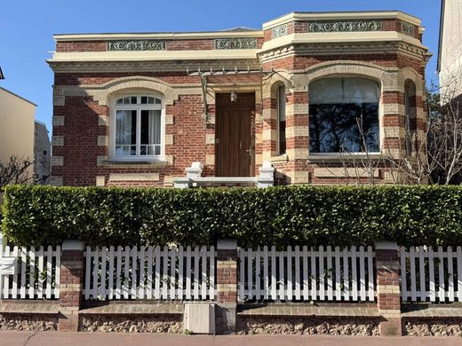 Luxury home in Deauville, Calvados