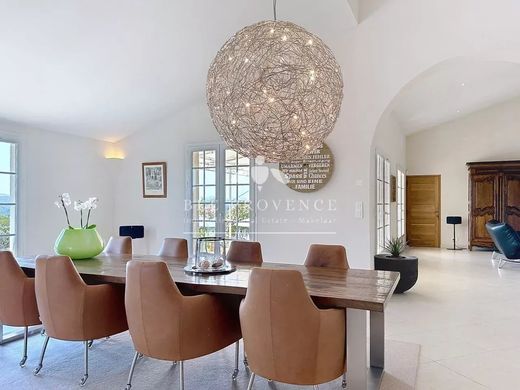 Villa a Entrecasteaux, Var