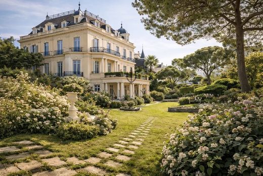 Villa in Èze, Alpes-Maritimes