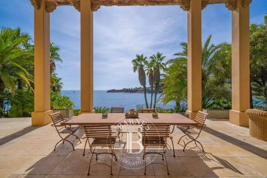 Βίλα σε Saint-Raphaël, Var