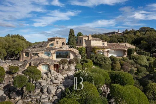 Villa en Sainte-Lucie de Porto-Vecchio, Córcega del Sur