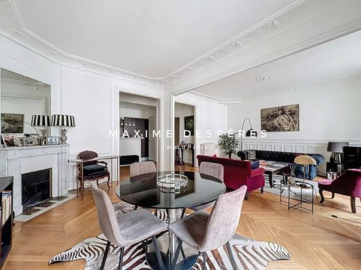 Piso / Apartamento en Neuilly-sur-Seine, Altos de Sena