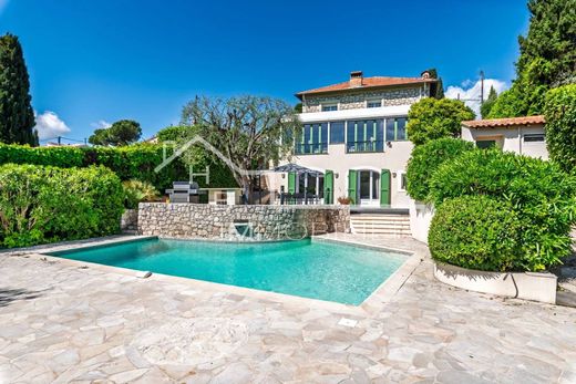 Villa a La Colle-sur-Loup, Alpi Marittime