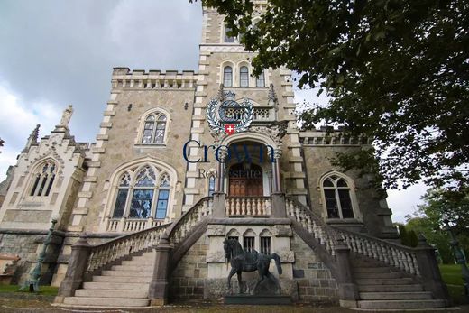 Zamek w Cologny, Geneva