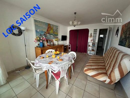Apartment in Valras-Plage, Hérault