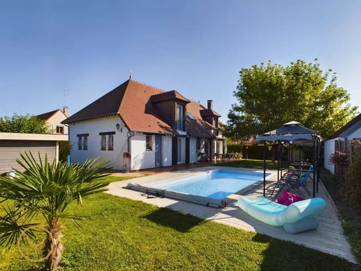 Luxury home in La Rivière-de-Corps, Aube