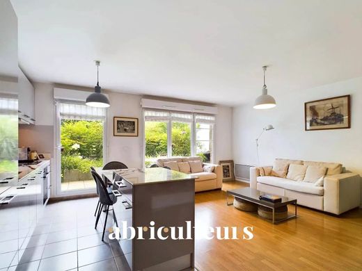 Piso / Apartamento en Rueil-Malmaison, Altos de Sena