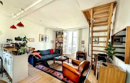 Apartment / Etagenwohnung in Motte-Picquet, Commerce, Necker, Paris