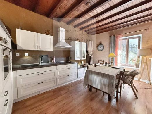 Luxe woning in Veyrier-du-Lac, Haute-Savoie