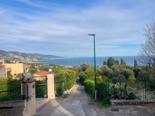 Villa in Roquebrune-Cap-Martin, Alpes-Maritimes