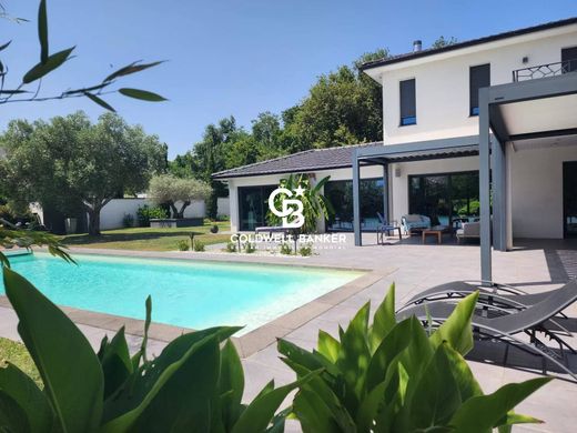 Luxus-Haus in Bouliac, Gironde