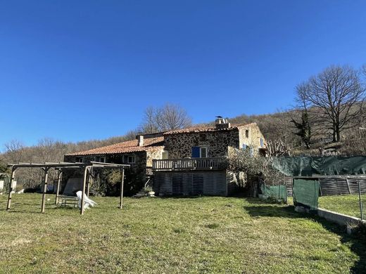 ‏בתים כפריים או חוות ב  Prunet-et-Belpuig, Pyrénées-Orientales