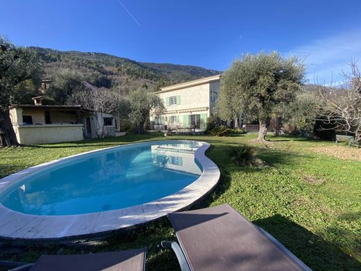 Luxe woning in Bendejun, Alpes-Maritimes