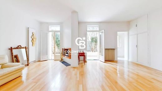 Apartment in Montrouge, Hauts-de-Seine