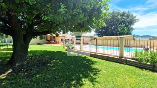 Villa in Uzès, Gard