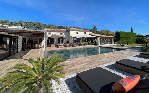 Villa in L'Isle-sur-la-Sorgue, Vaucluse