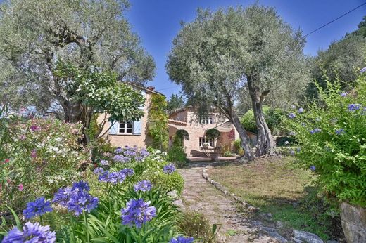 Rustykalny lub Wiejski w Le Rouret, Alpes-Maritimes