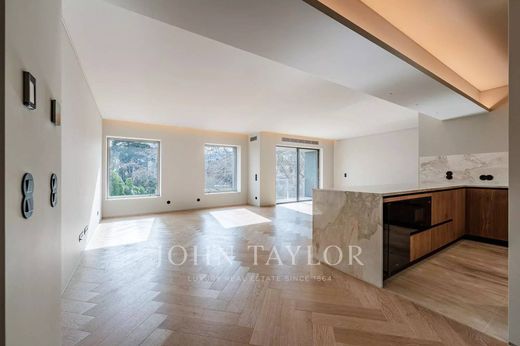 Apartment / Etagenwohnung in Campo de Ourique, Lisbon