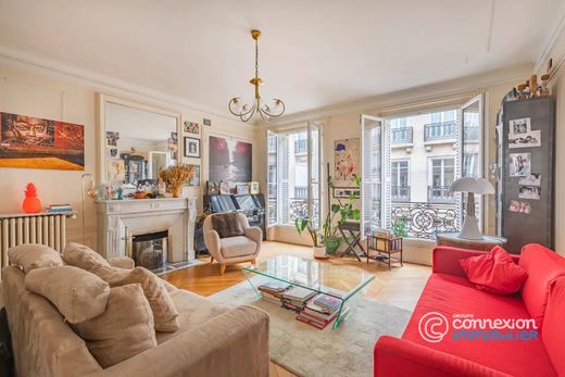 Appartement à Provence-Opéra – Grands Boulevards, Paris