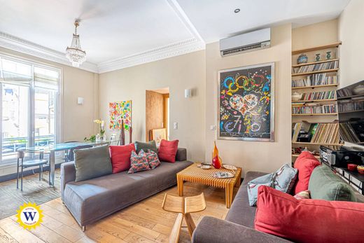 Apartment / Etagenwohnung in Nizza, Alpes-Maritimes