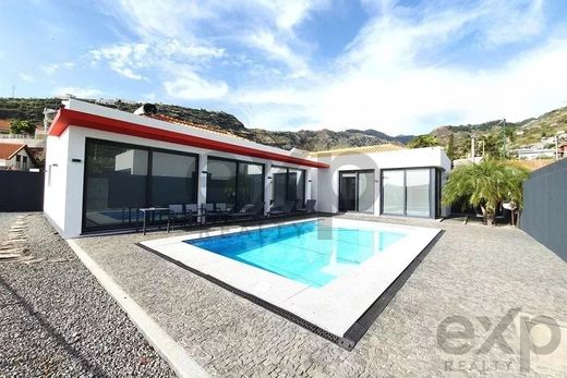 Ribeira Brava, Madeiraの高級住宅