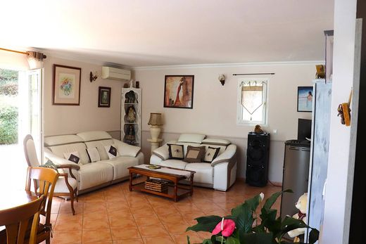 Luxe woning in Brignoles, Var