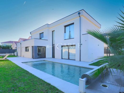 Villa in Genas, Rhône