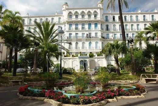 Apartment in Menton, Alpes-Maritimes