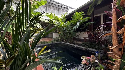 Cayenne, Arrondissement de Cayenneの高級住宅
