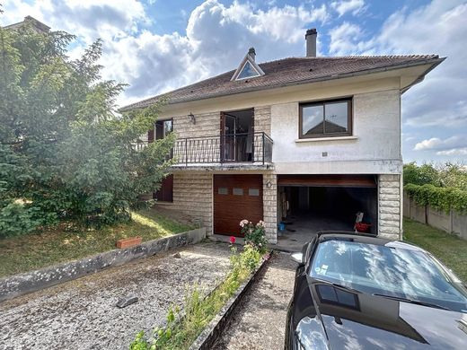 Luxury home in Clamart, Hauts-de-Seine