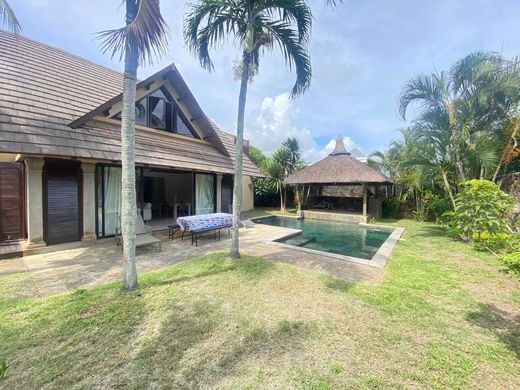 빌라 / Péreybère, Rivière du Rempart District