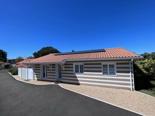 Luxus-Haus in Gujan-Mestras, Gironde