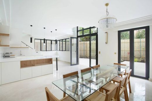 Luxe woning in Neuilly-sur-Seine, Hauts-de-Seine