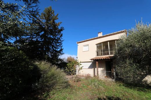 Πολυτελή κατοικία σε Berre-les-Alpes, Alpes-Maritimes