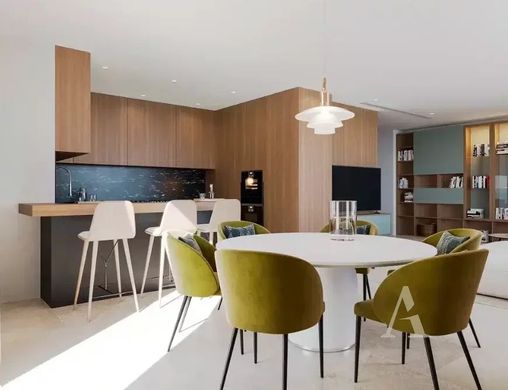 Daire Sliema, Tas-Sliema