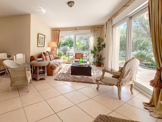 아파트 / 앙티브, Alpes-Maritimes