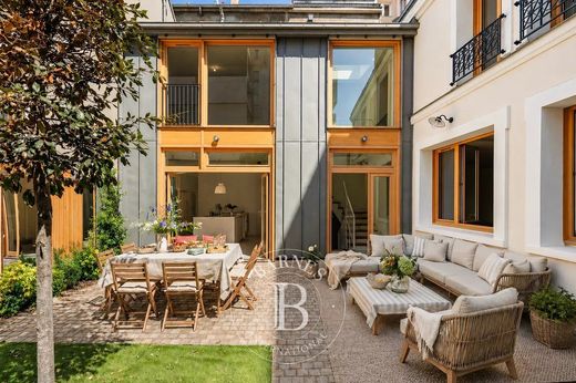 Luxury home in Clichy, Hauts-de-Seine