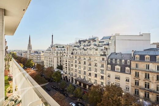 Apartment / Etagenwohnung in Champs-Elysées, Madeleine, Triangle d’or, Paris