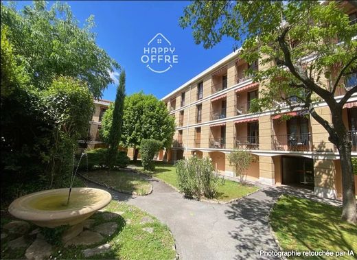 Piso / Apartamento en Aix-en-Provence, Bocas del Ródano