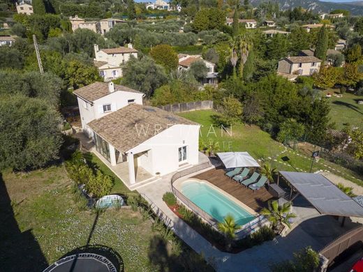 Luxury home in Le Rouret, Alpes-Maritimes