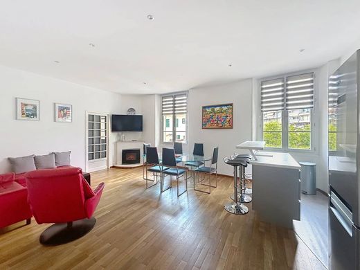 カンヌ, Alpes-Maritimesのアパートメント