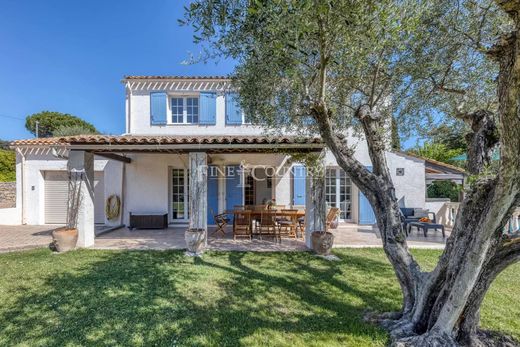 Villa in La Roquette-sur-Siagne, Alpes-Maritimes