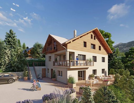 Apartment in Puy-Saint-Pierre, Hautes-Alpes