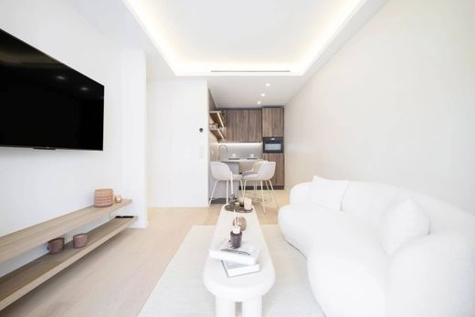 ニース, Alpes-Maritimesのアパートメント