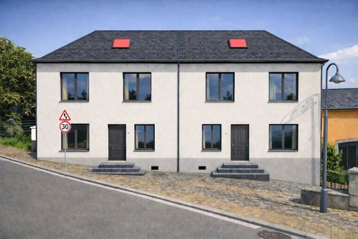 Luxury home in Hobscheid, Capellen