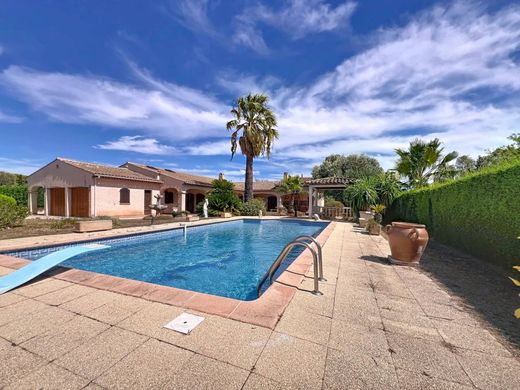 ‏וילה ב  Roquebrune-sur-Argens, Var