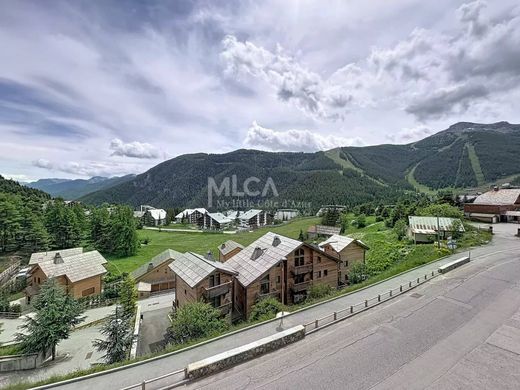 Apartment in Auron, Alpes-Maritimes